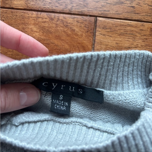 Cyrus Light Gray Cable Knit Sweater - Picture 3 of 5